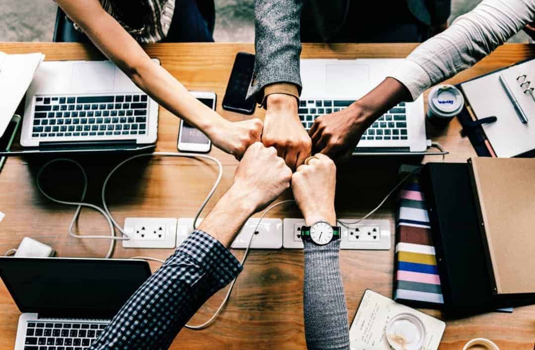 Qual a diferença entre o departamento fiscal e Tributário?