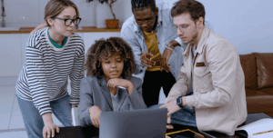 Como soluções de RPA fiscal contribuem para a governança tributária?