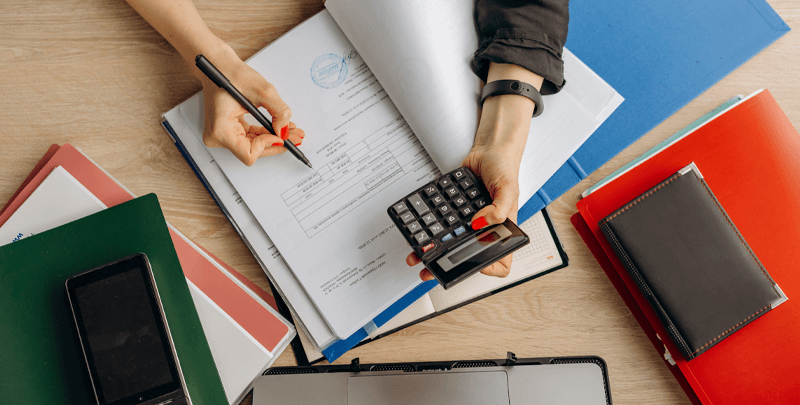 Cálculo de impostos e gestão tributária com Dootax, plataforma eficiente para automatização de processos fiscais no Brasil.